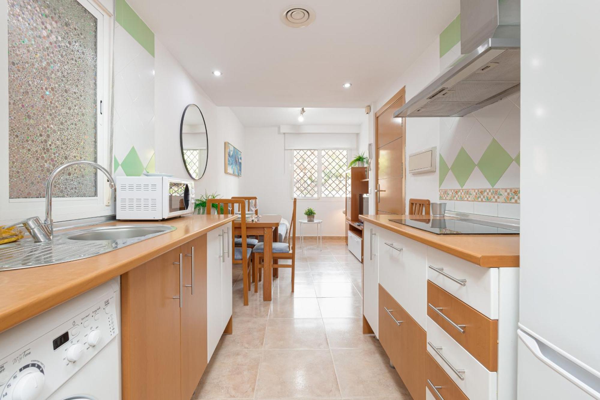 C55 Cosy Apartment Close To The Beach มาลากา ภายนอก รูปภาพ