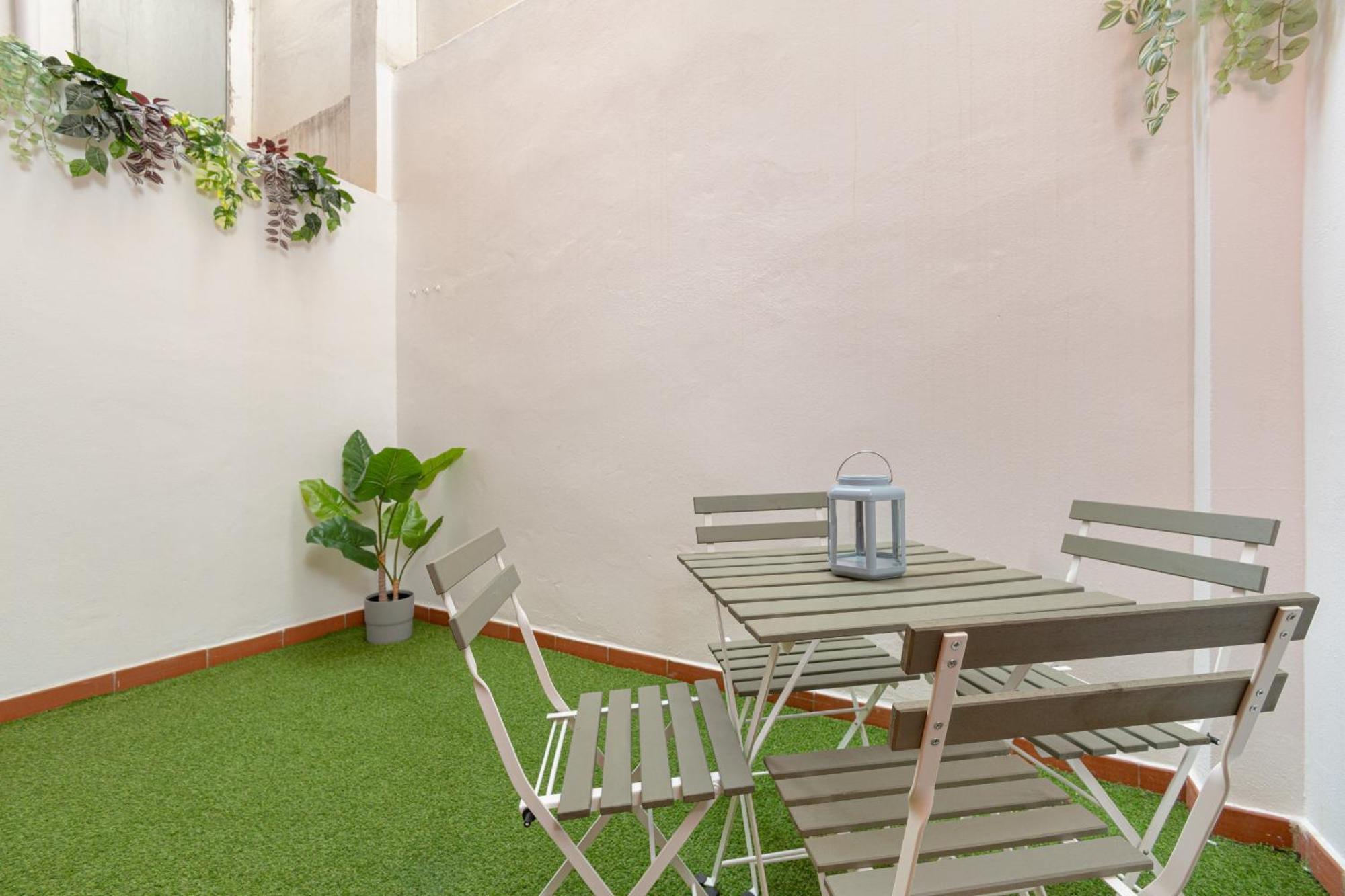 C55 Cosy Apartment Close To The Beach มาลากา ภายนอก รูปภาพ